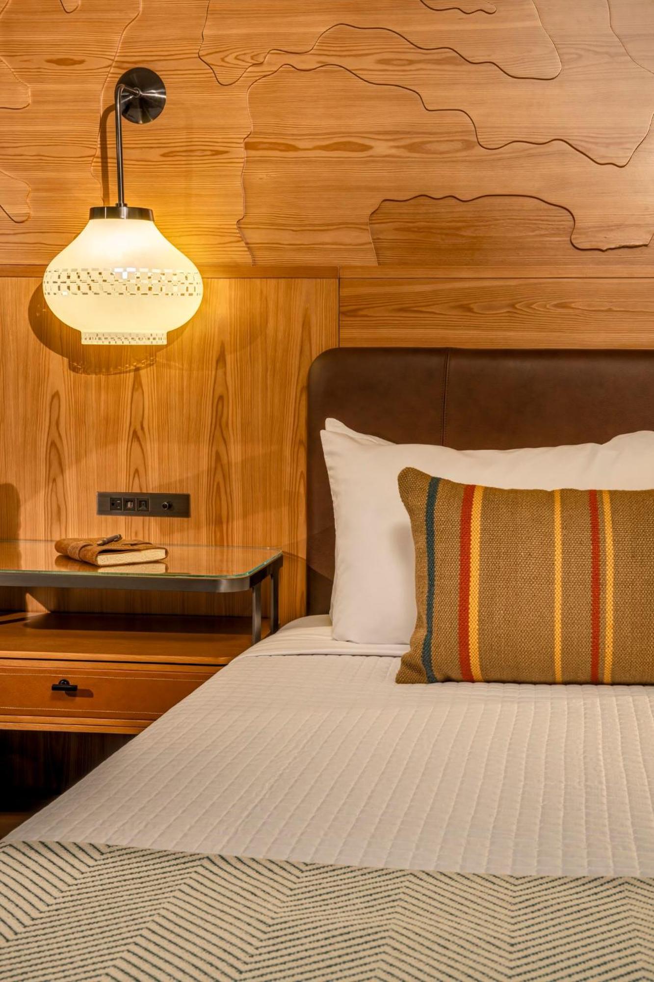 Aviator Hotel Anchorage Buitenkant foto