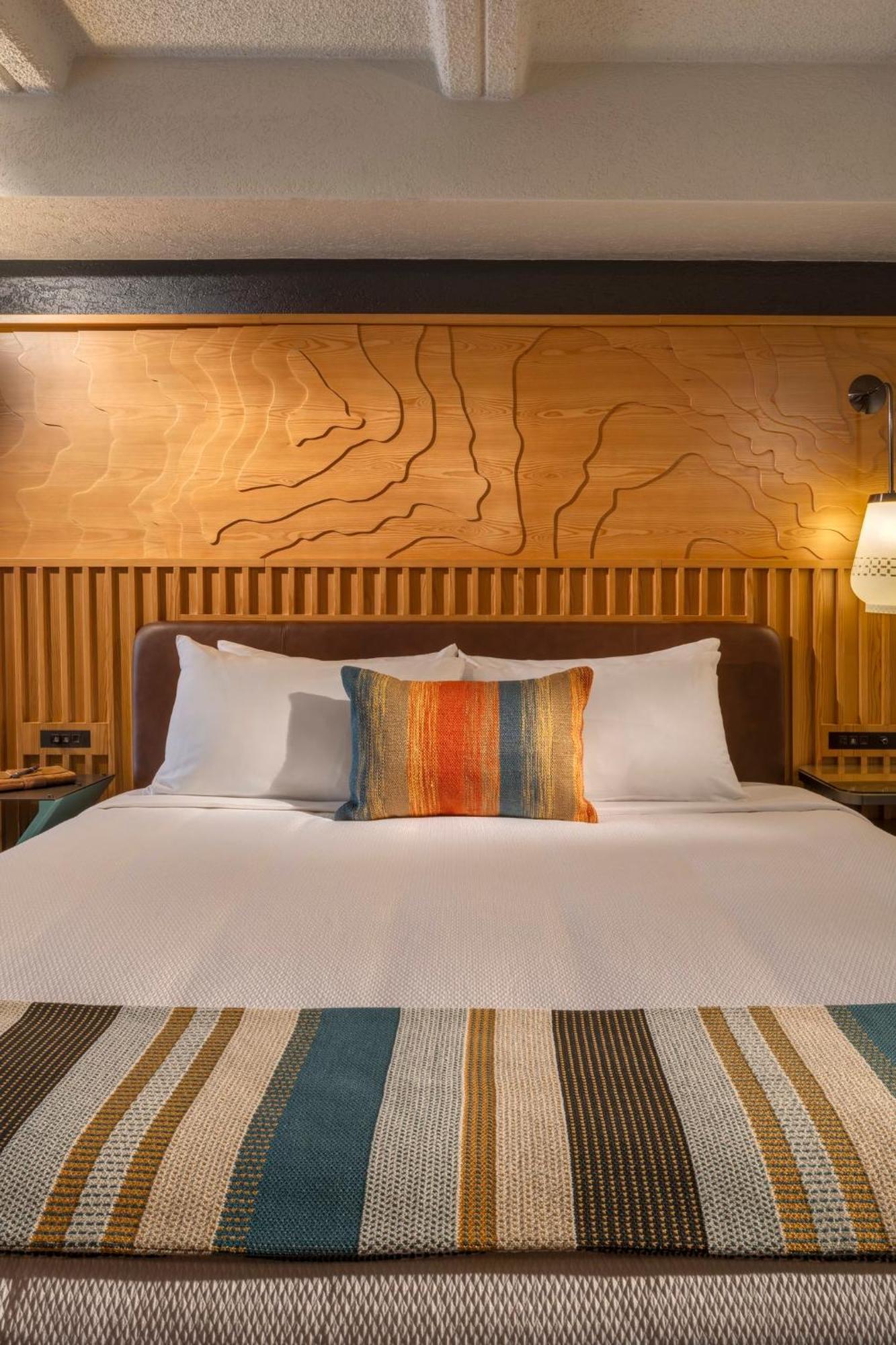 Aviator Hotel Anchorage Buitenkant foto